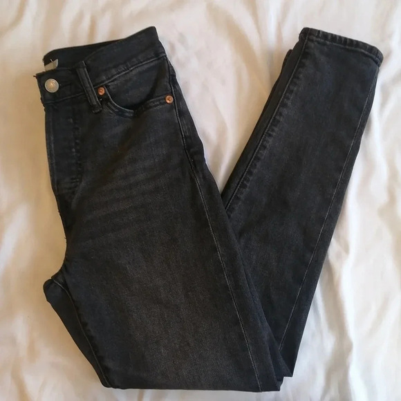 Levi's Wedgie Skinny High Rise Ankle Jeans in Jet Pack Gray Black 25 - Picture 8 of 16